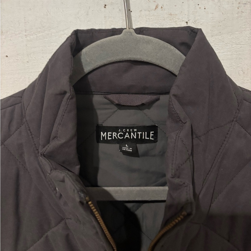 J. Crew Mercantile Charcoal Quilted Vest in size women’s Large .Great condition! - Picture 6 of 14